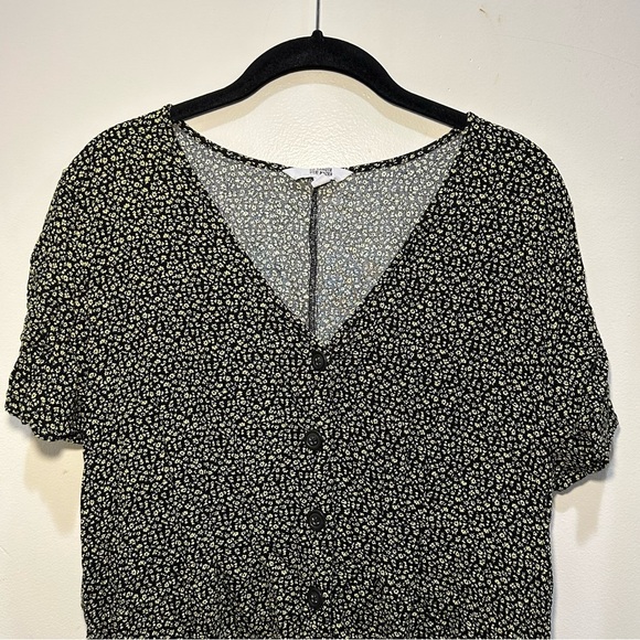 BB Dakota Steve Madden Black & Yellow Floral Button Up Short Sleeve Romper XL - Picture 2 of 11